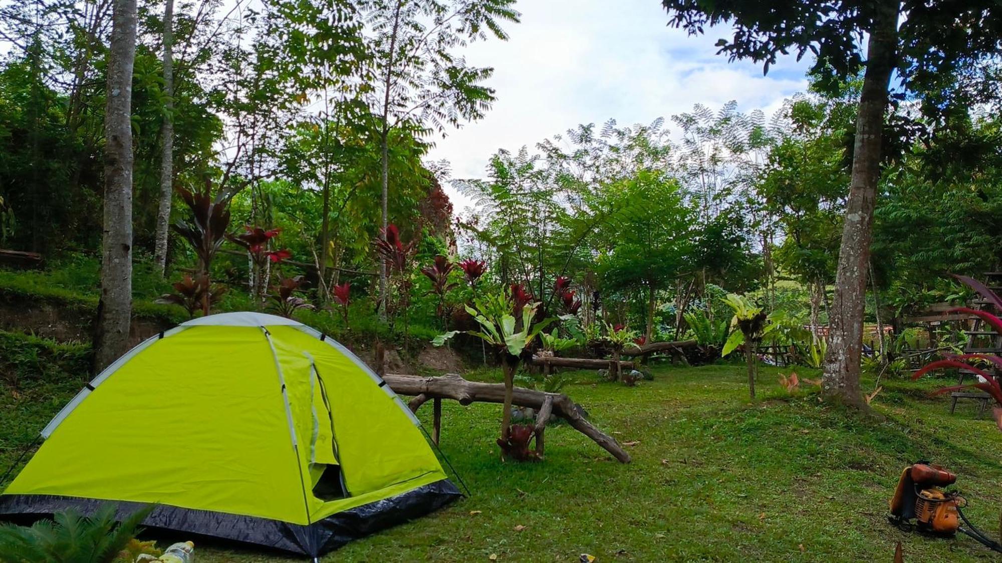 Отель Tapian Asri Camp Букиттинги Экстерьер фото